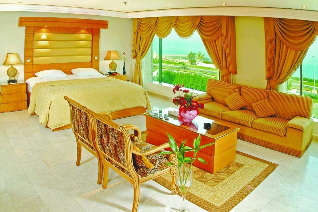 Mirage Suites Kuwait City Room photo